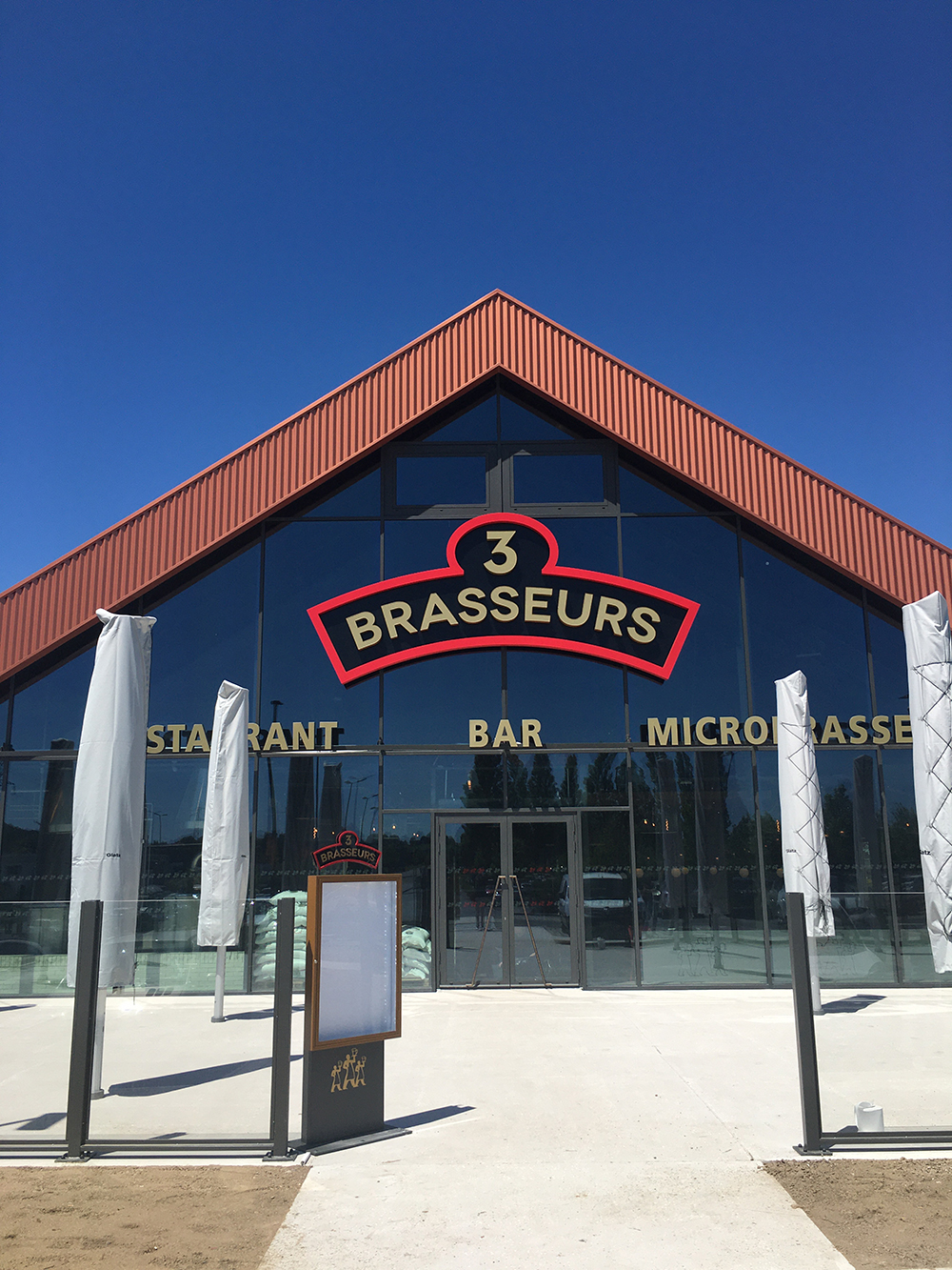 réalisation aménagement de restaurant 3 brasseurs