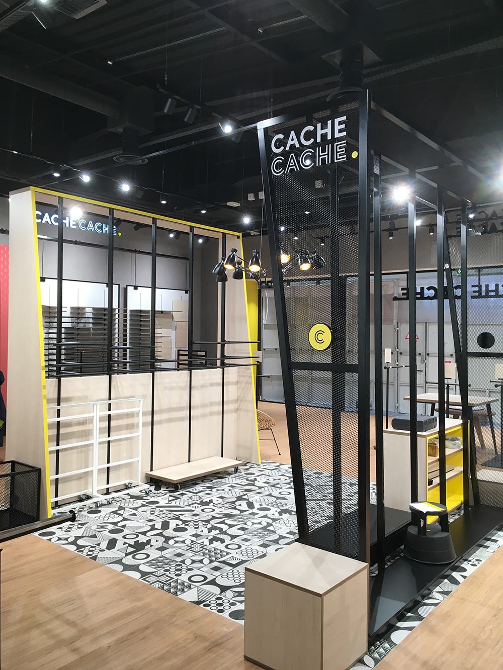 réalisation aménagement de magasin cache cache